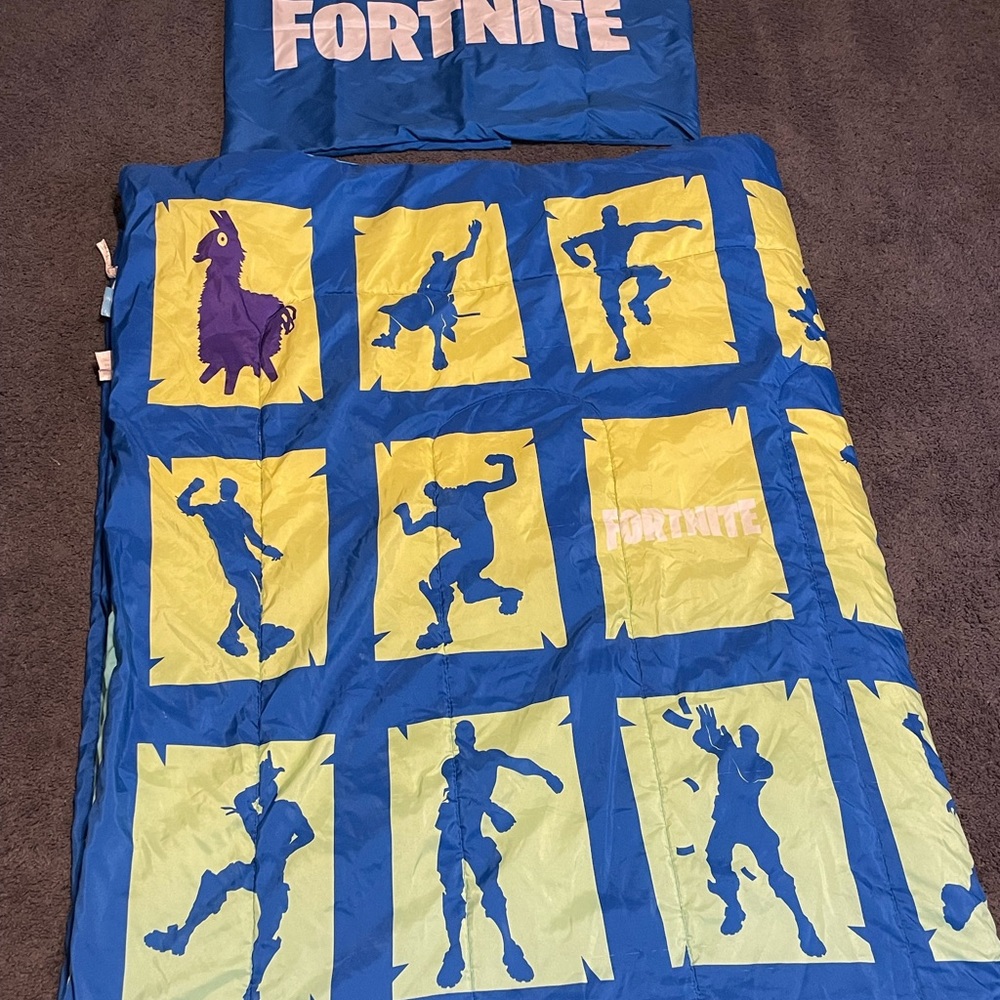 FORTNITE Twin XL Comforter & Sheet Set
